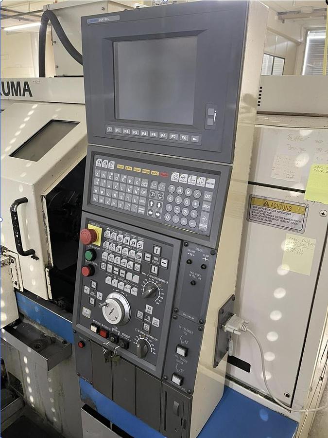 OKUMA LCS15 CNC lathe with thread guide
