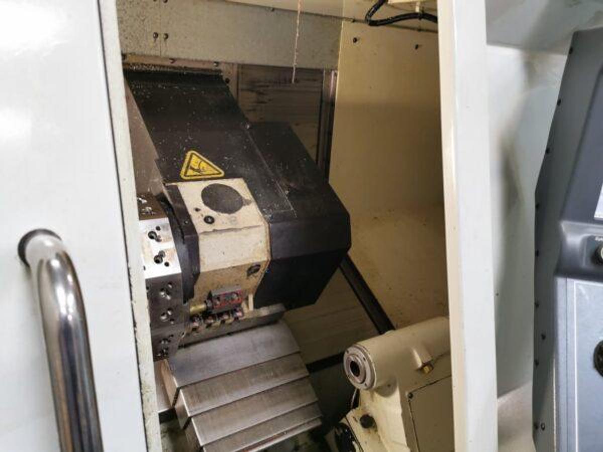 Used HURCO TM8 cnc lathe