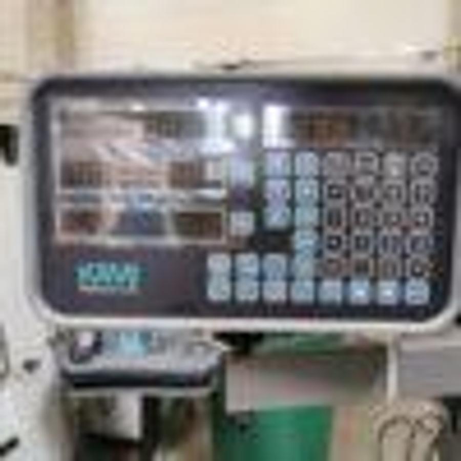 Used KAMI DKM300.750 lathe