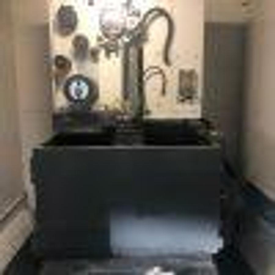 Used FANUC Robocut Alpha 1C wire spark