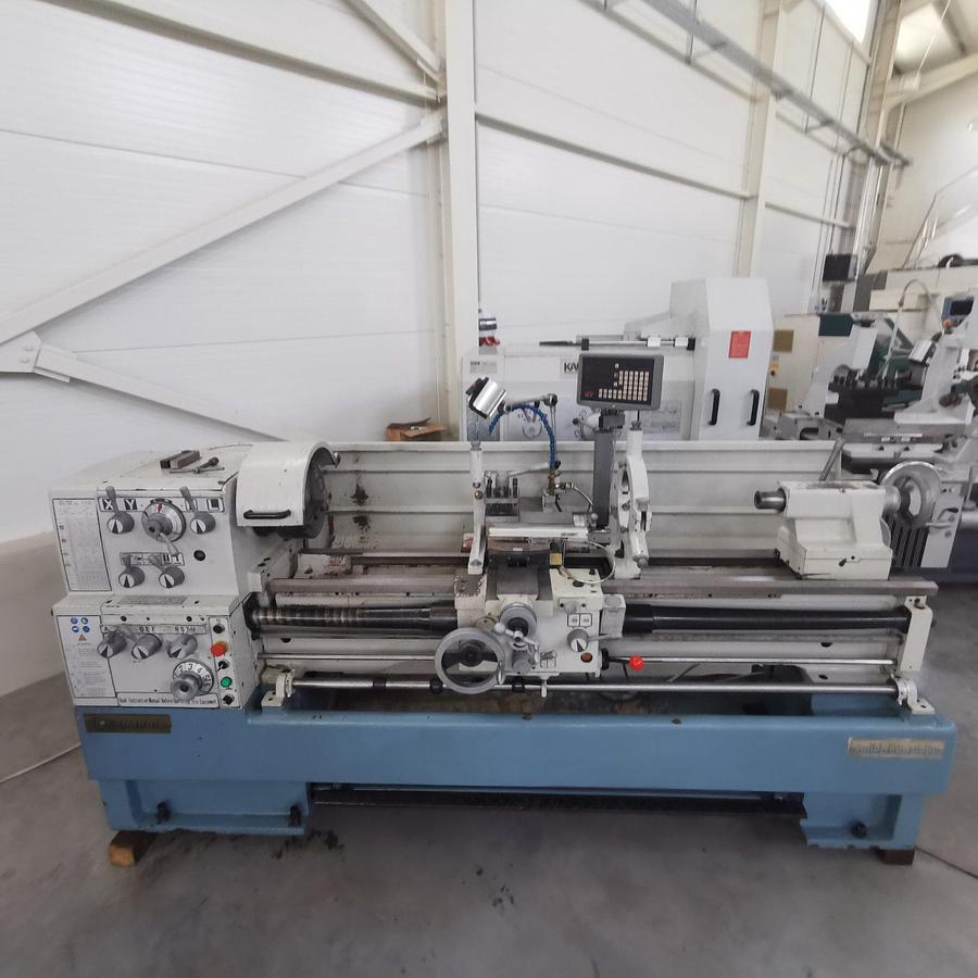 Used BERNARDO Solid 460 x 1500 center lathe