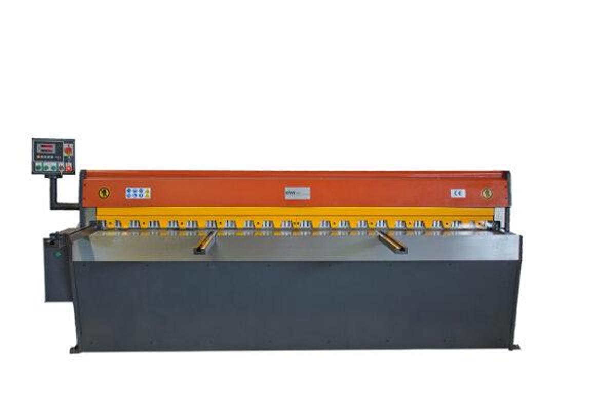 Used TKM series electric sheet metal cutting machines