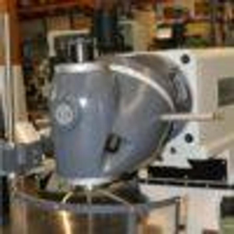 Used KAMI FKM660B-1 conventional milling machine
