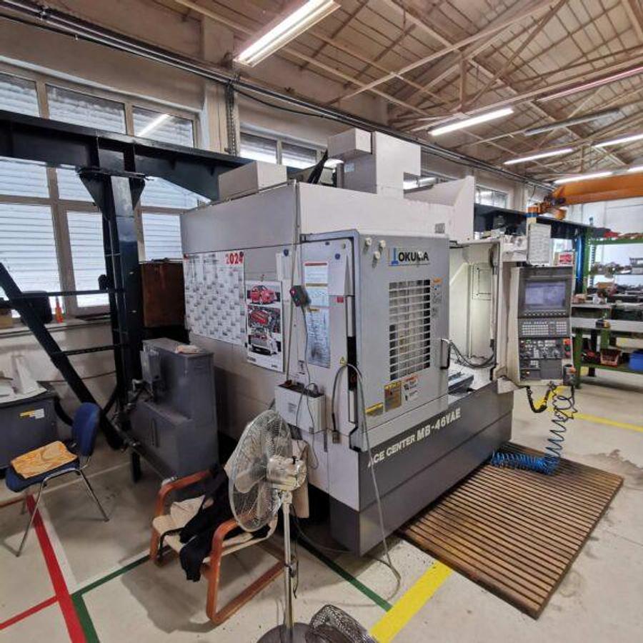 Used OKUMA MB46-VAE machining center