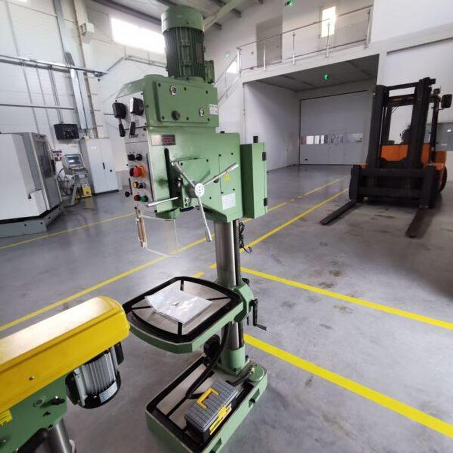 Used TNM_Z5040 column-type, gear-driven drilling machine
