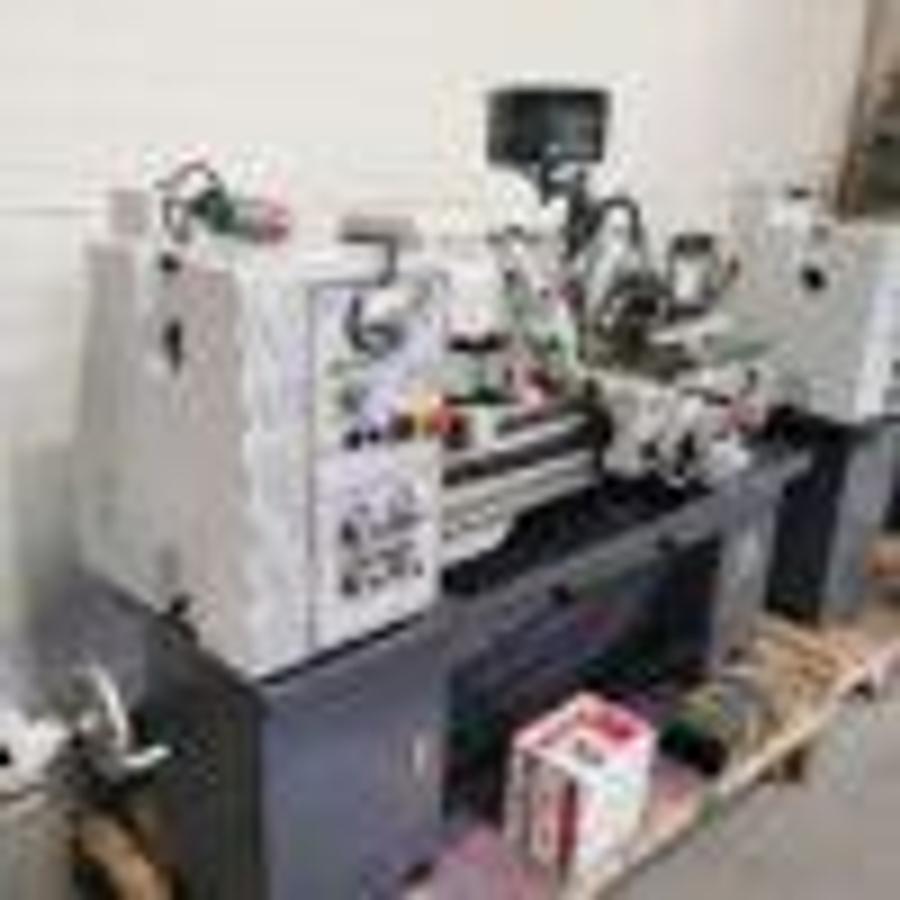 Used KAMI DKM410L lathe