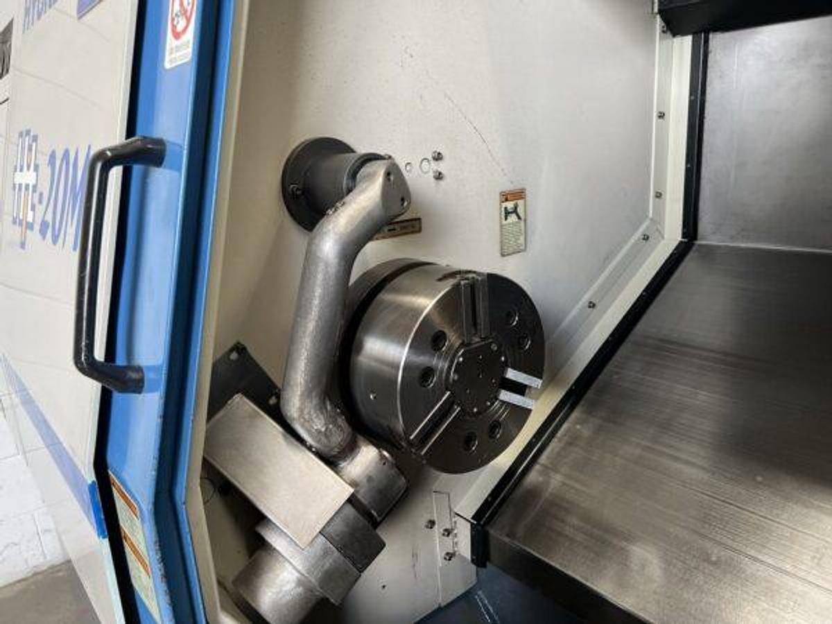 Used HYUNDAI HIT20M cnc lathe