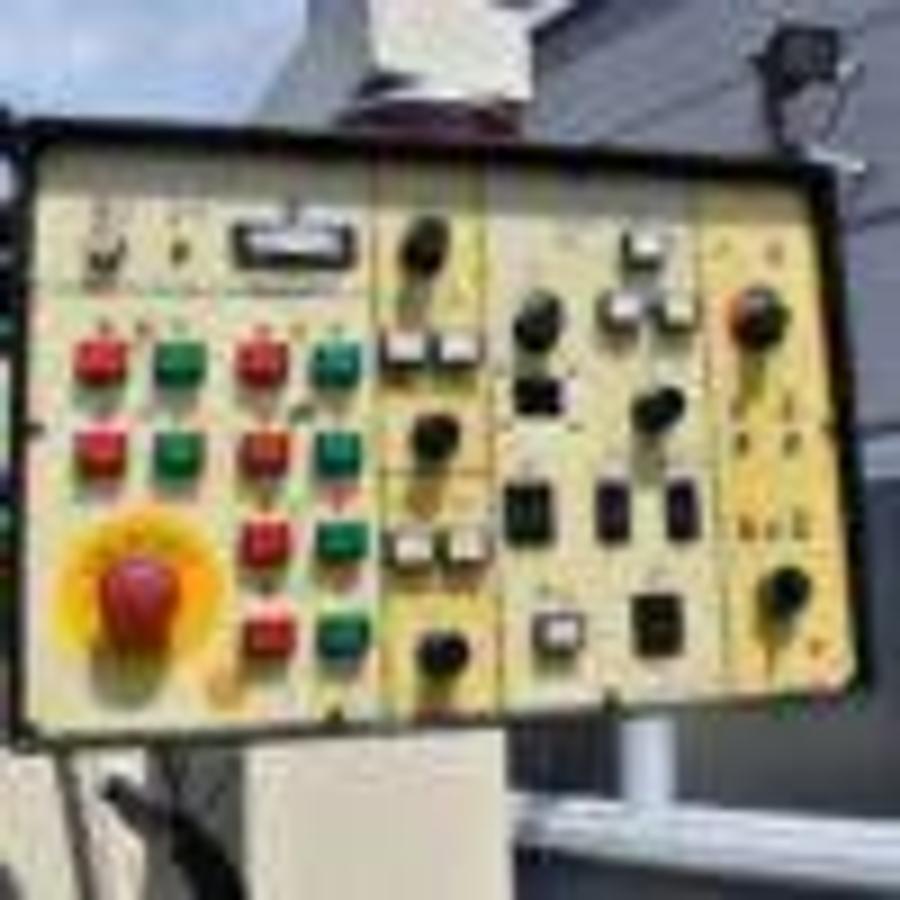 Used CHEVALIER FSG 3 A818 surface grinder