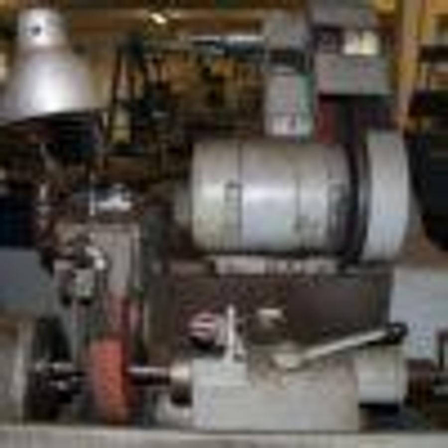 Used VEB SU315 cylindrical grinder