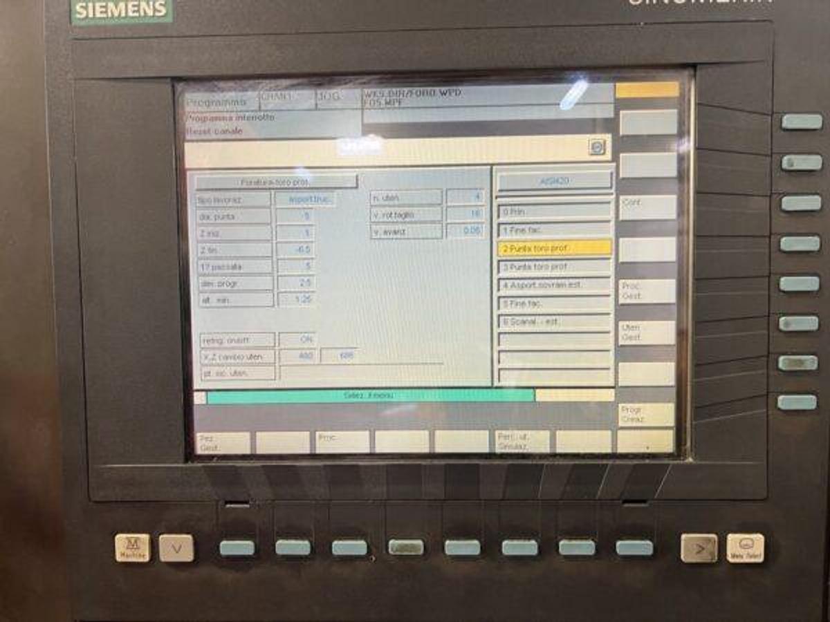 Used HYUNDAI HIT20M cnc lathe