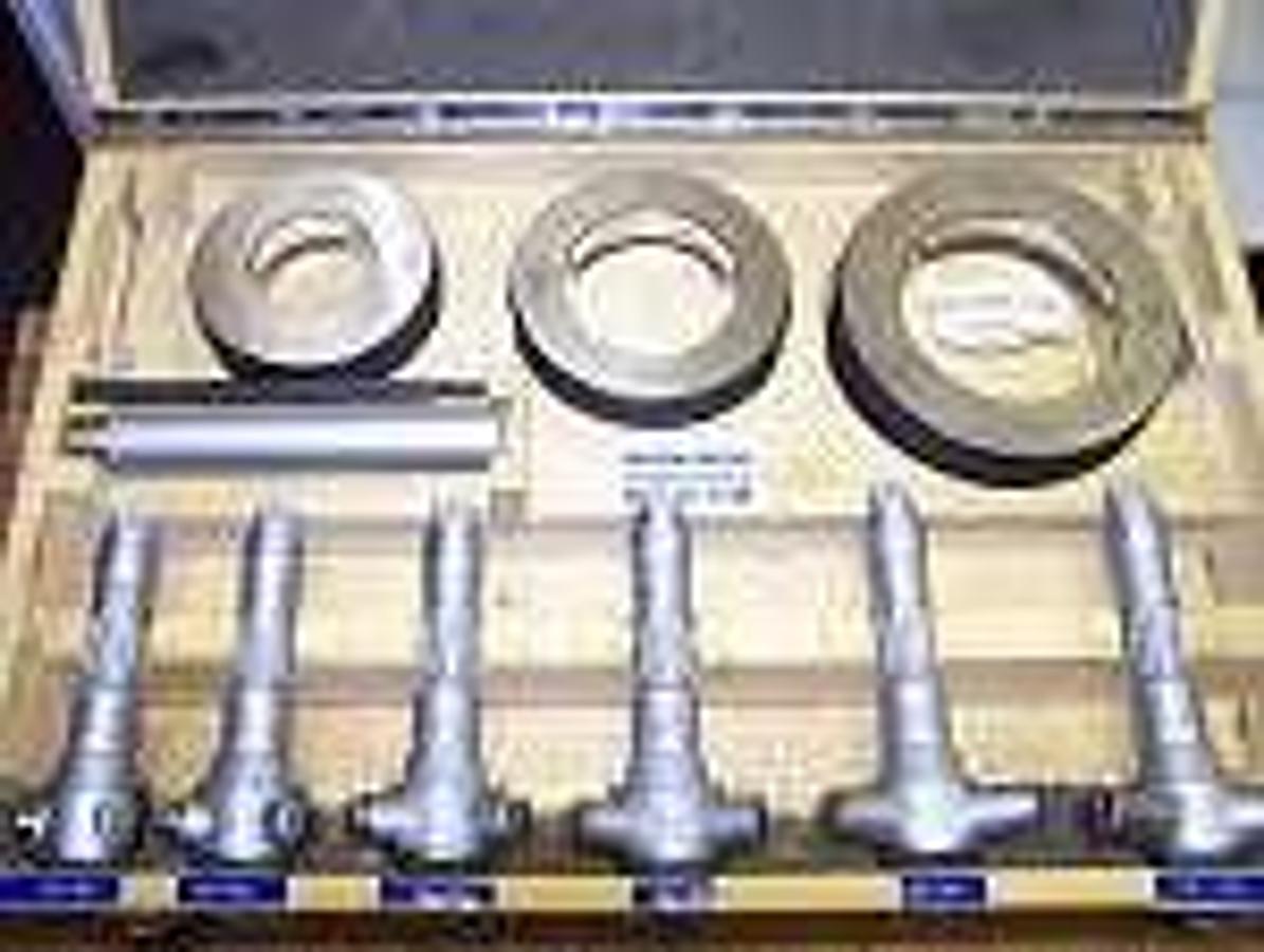 Used Bore measuring tools