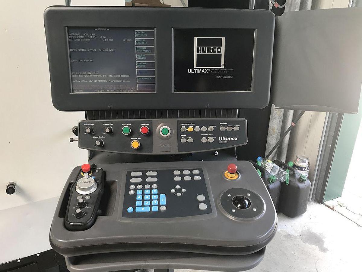 Used 2005 HURCO VMX42 milling center