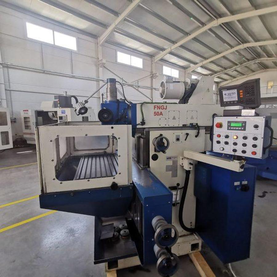 Used INTOS FNGJ50A tool milling machine
