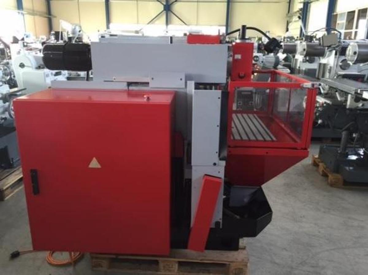 Used EMCO FB4 (TOS FNGJ20) tool milling machine