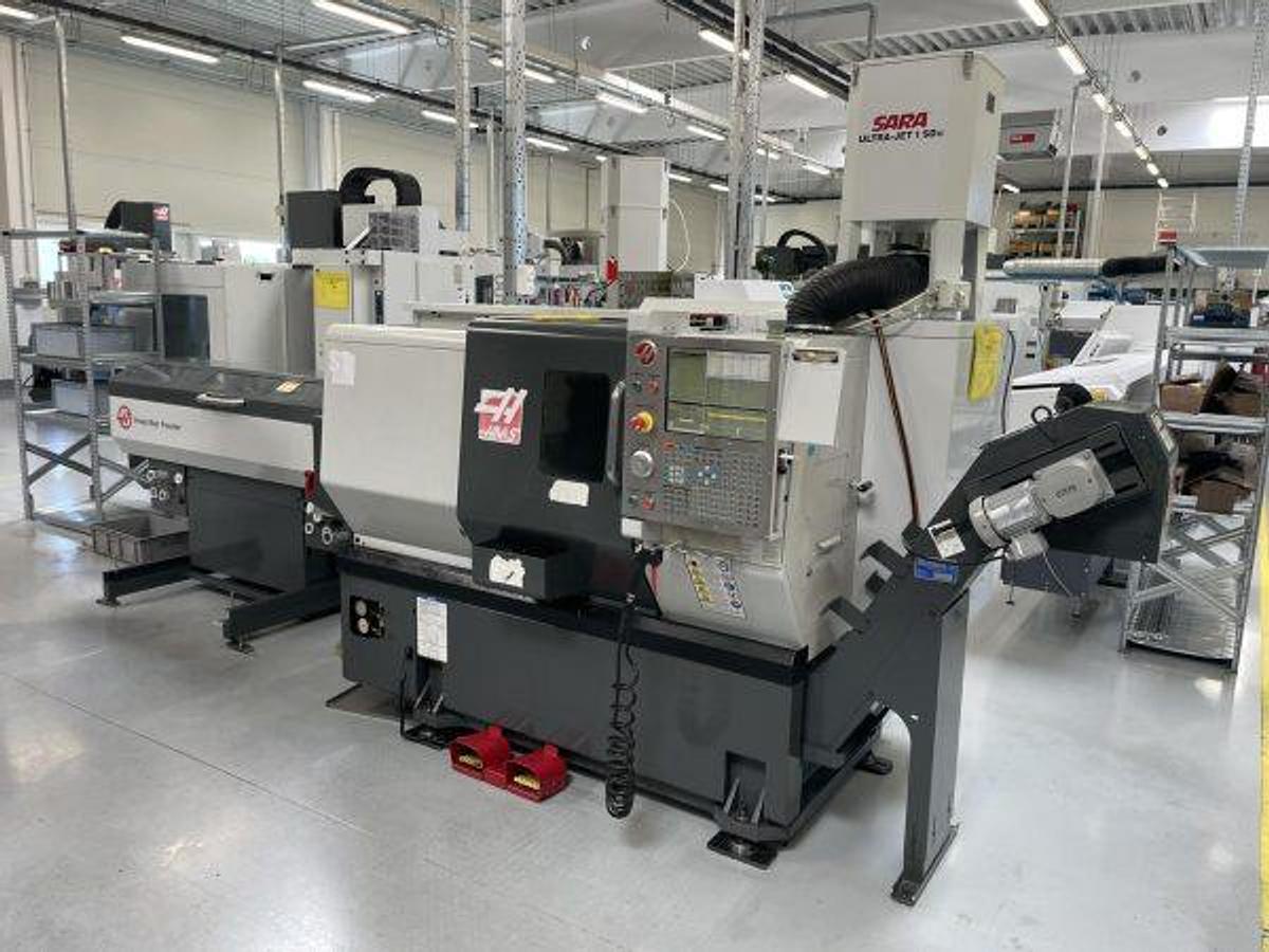 Used HAAS ST10 cnc lathe with thread guide