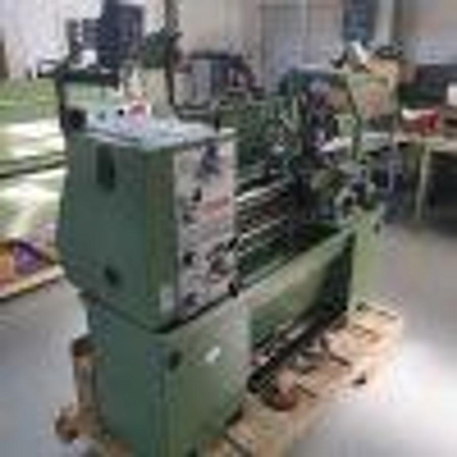 Used TNM C0632/750 center lathe