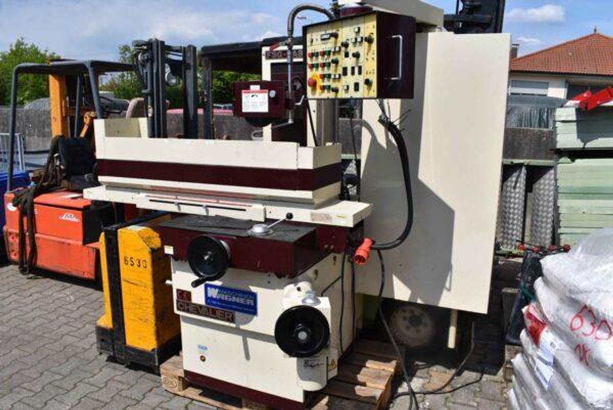 Used CHEVALIER FSG 3 A818 surface grinder