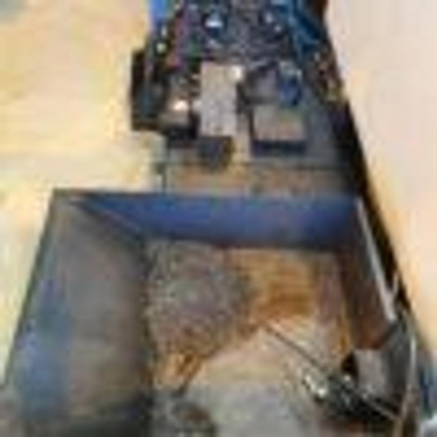 Used POSMILL B800 4-axis CNC