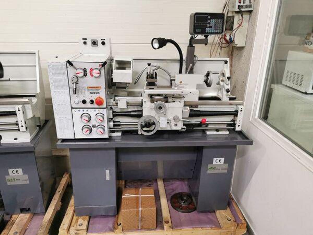 Used KAMI DKM300.750 lathe