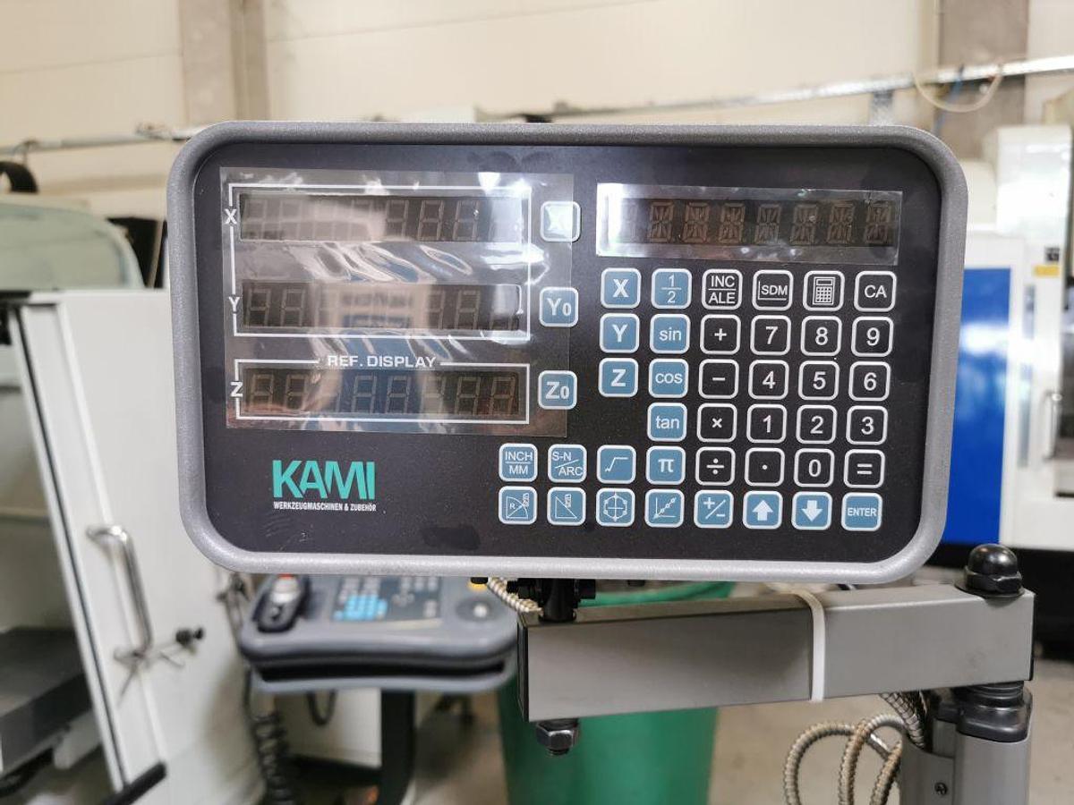 KAMI DKM300.750 lathe