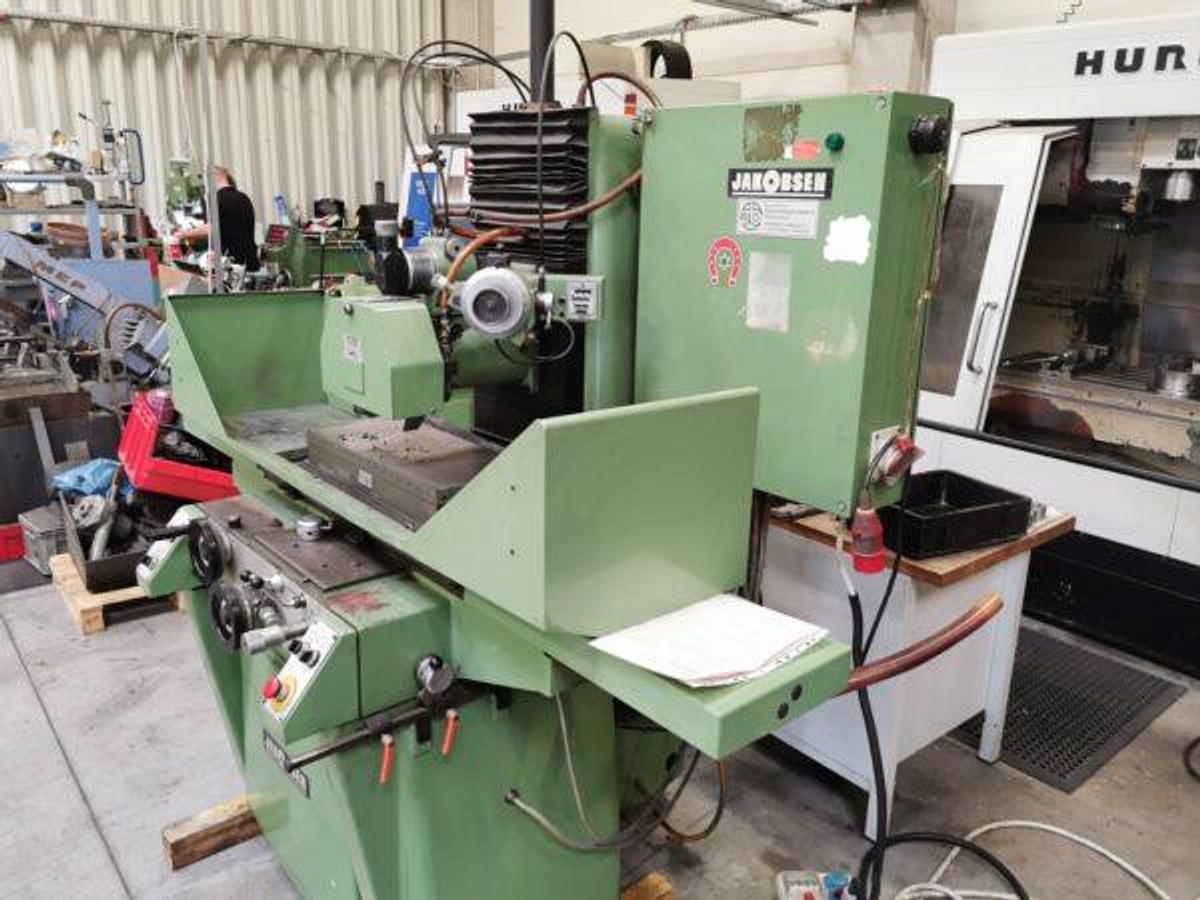 Used JAKOBSEN SJ30 surface grinder