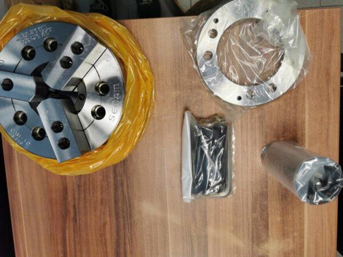 Used Hydraulic chuck