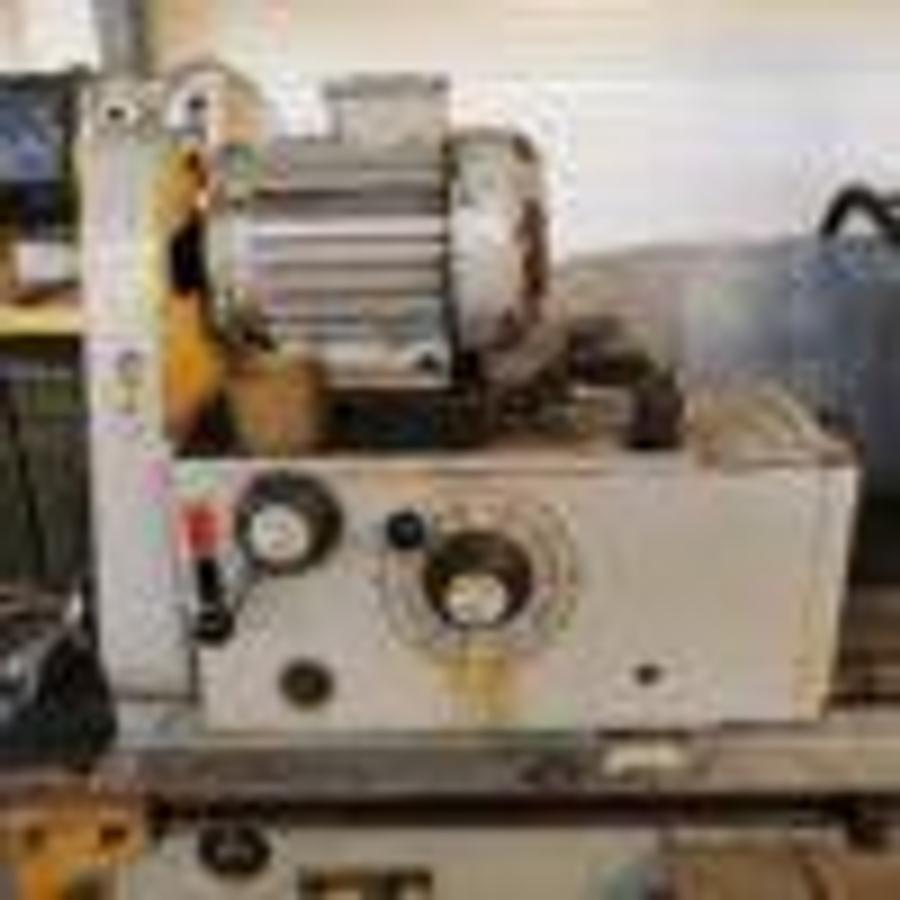 Used SZIM KU250-04-750 cylindrical grinding machine