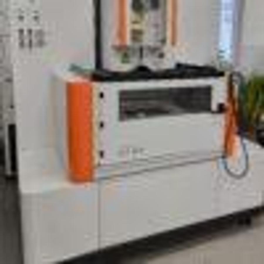 Used AGIE Charmilles Cut P20 wire spark