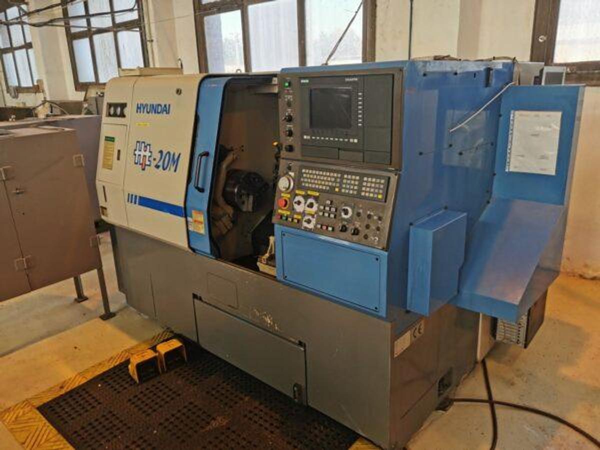 Used HYUNDAI HIT20M cnc lathe