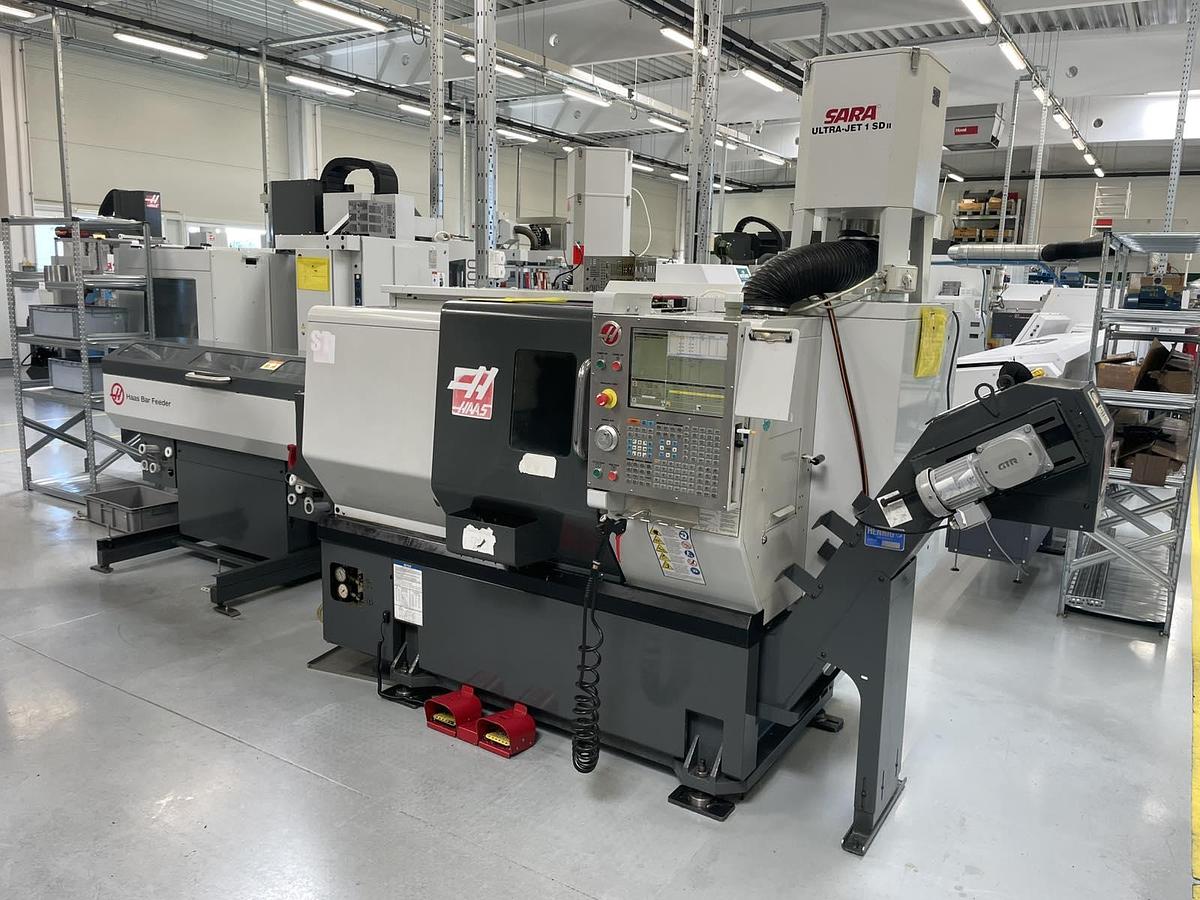 Used HAAS ST10 cnc lathe with thread guide