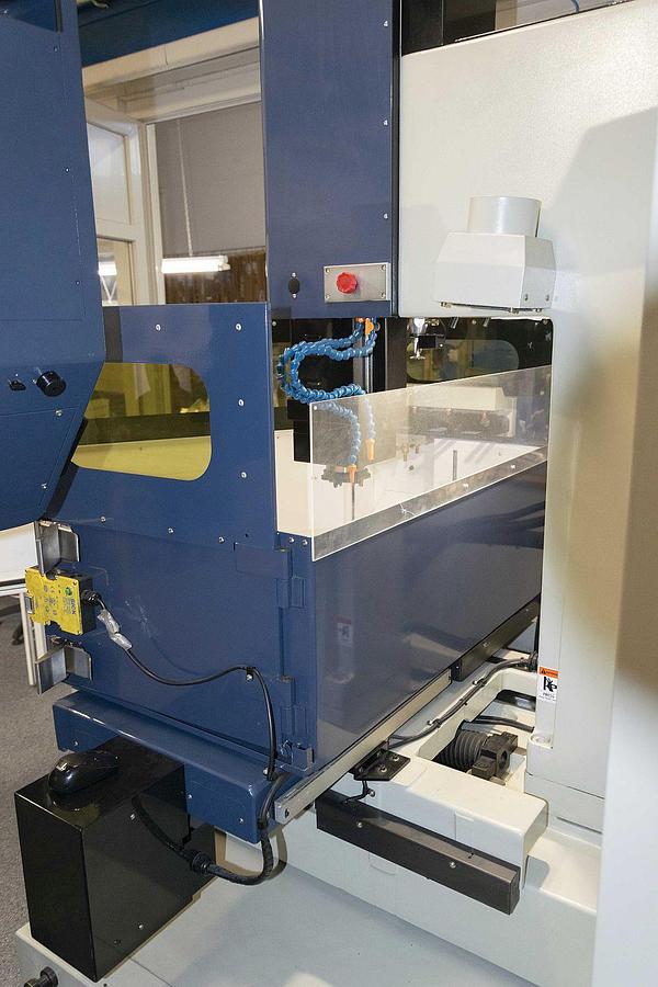 NEUART CNC-C50E2 block EDM machine