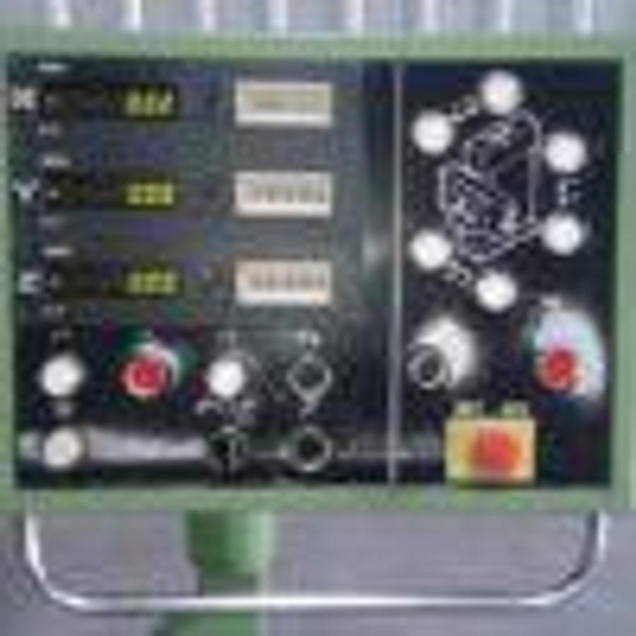 Used TOS FNGJ20 tool milling cutter