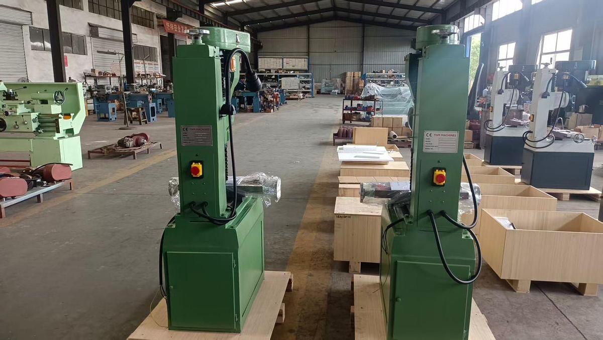 Used TNM XC-125 vertical punch machine