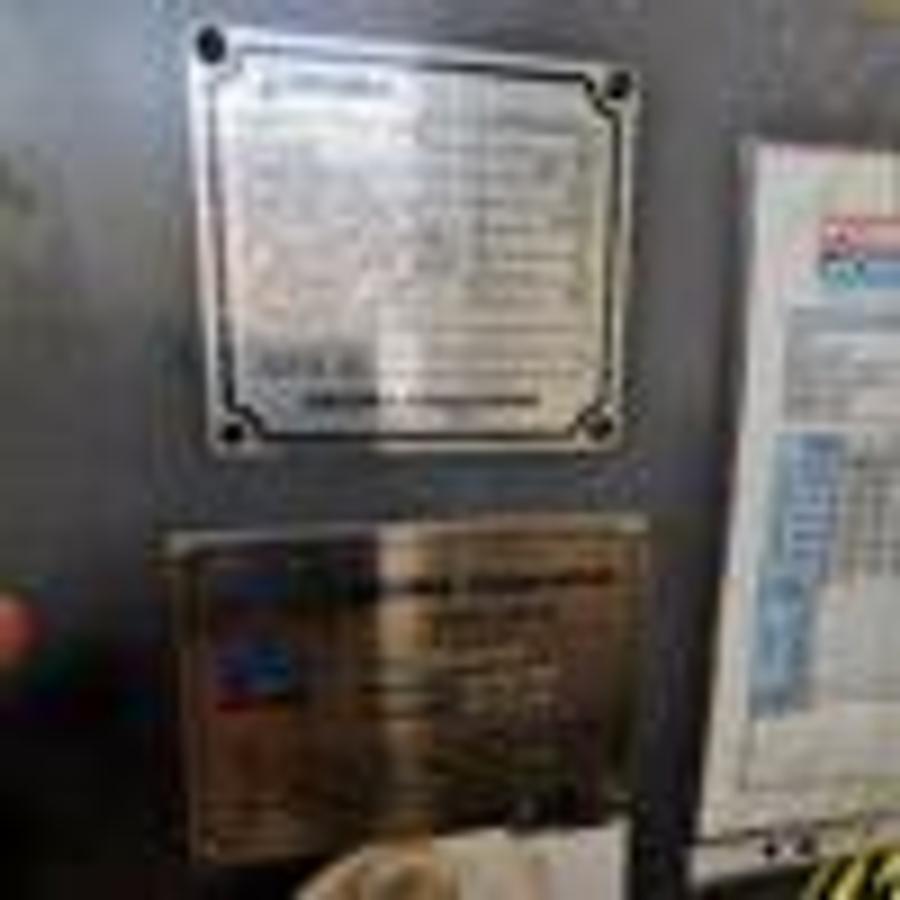 Used OKUMA MB46-VAE machining center