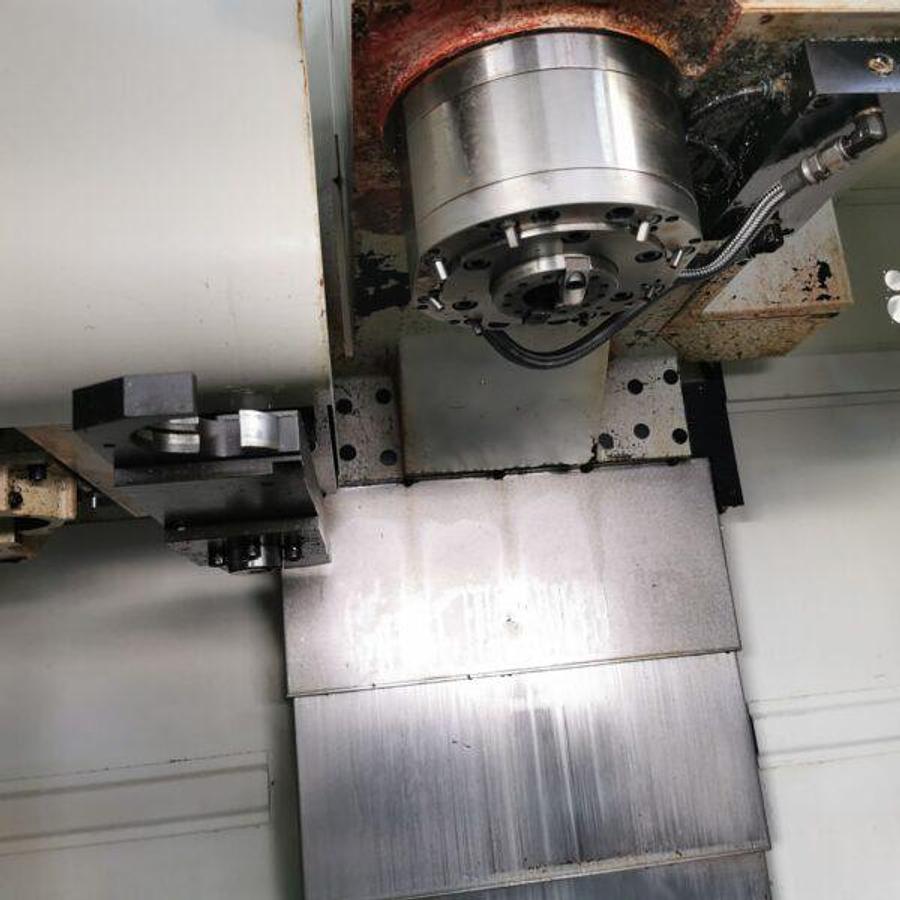 Used HURCO VMX24 machining center