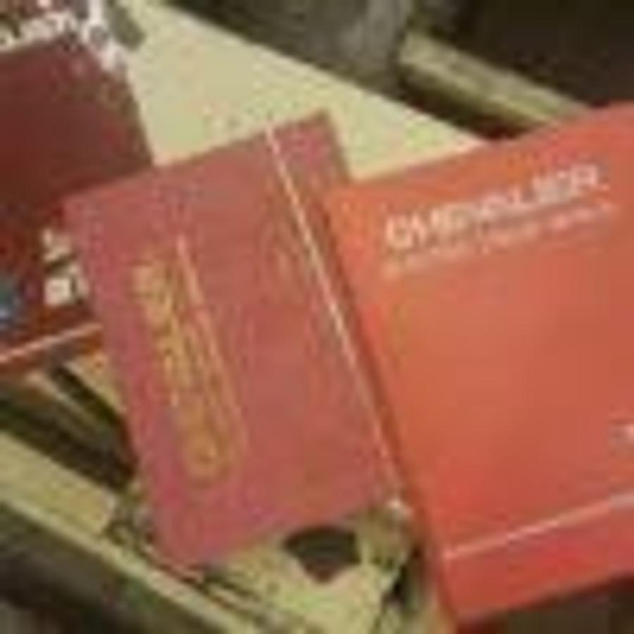 Used CHEVALIER FSD1224AD surface grinder