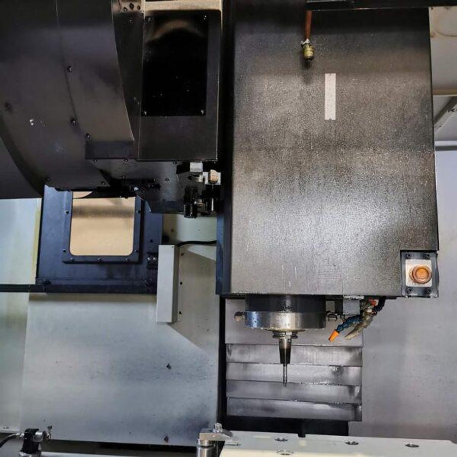 Used DOOSAN MYNX7500 machining center