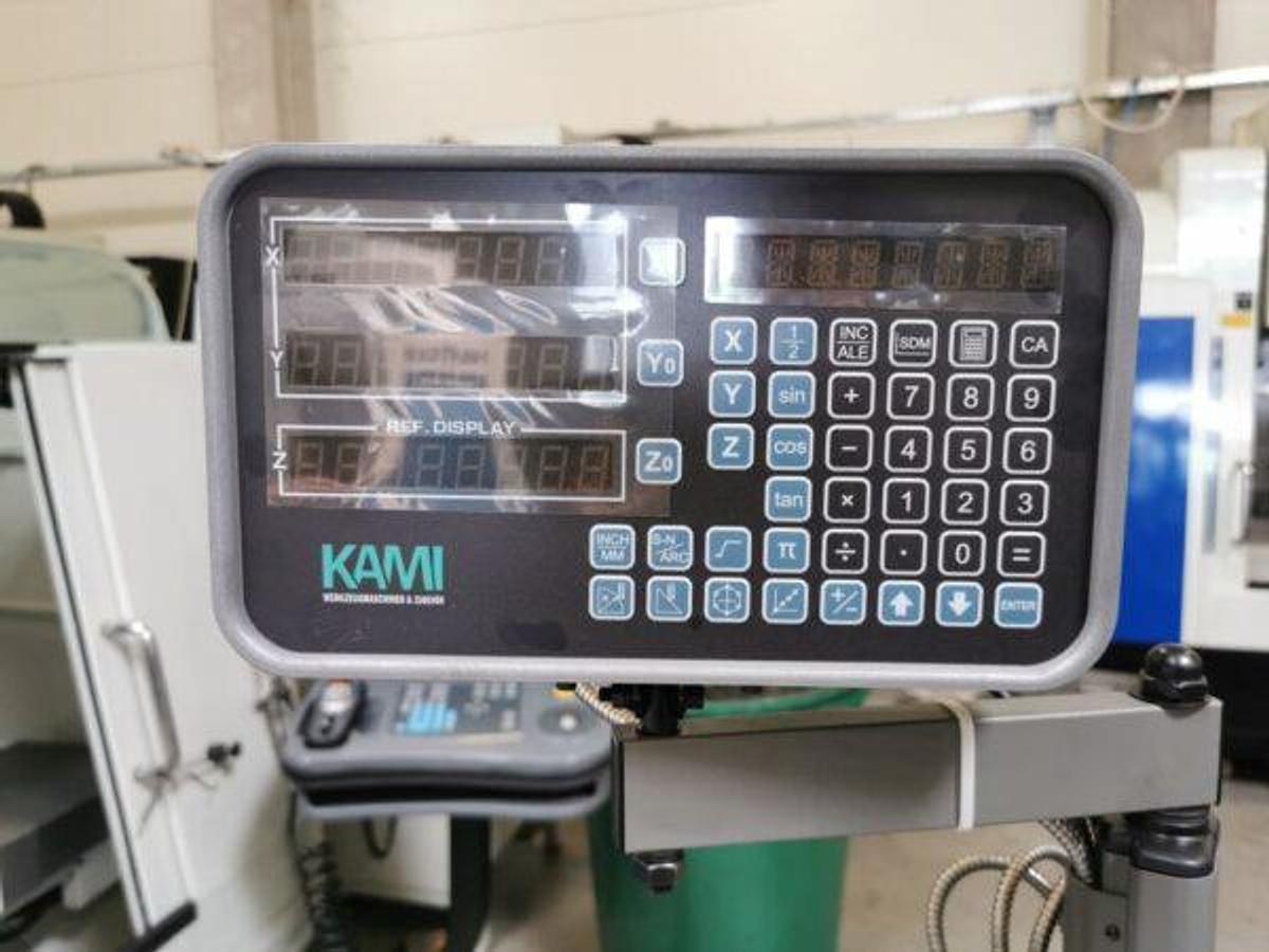 Used KAMI DKM300.750 lathe