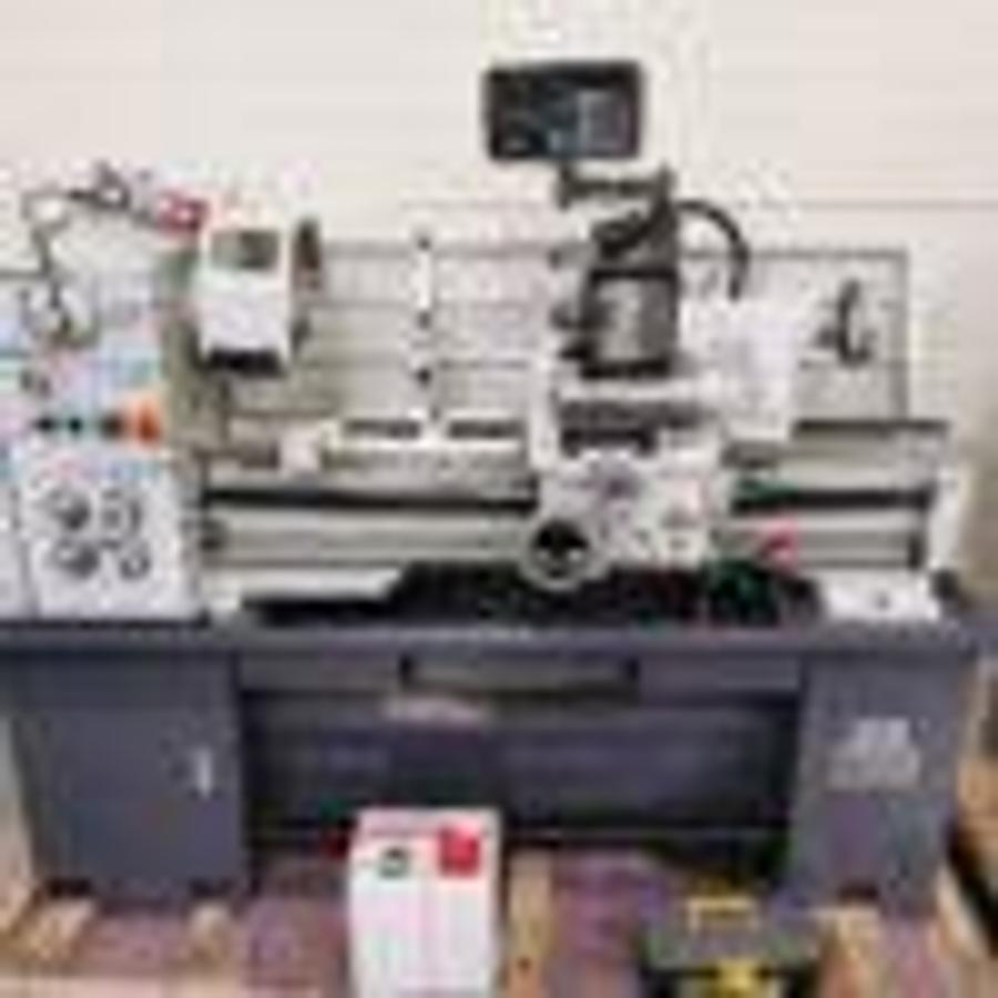 Used KAMI DKM410L lathe