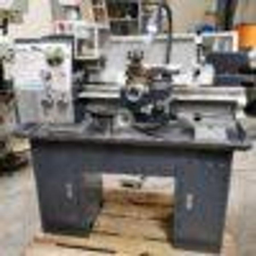 Used KAMI DKM280/500 lathe