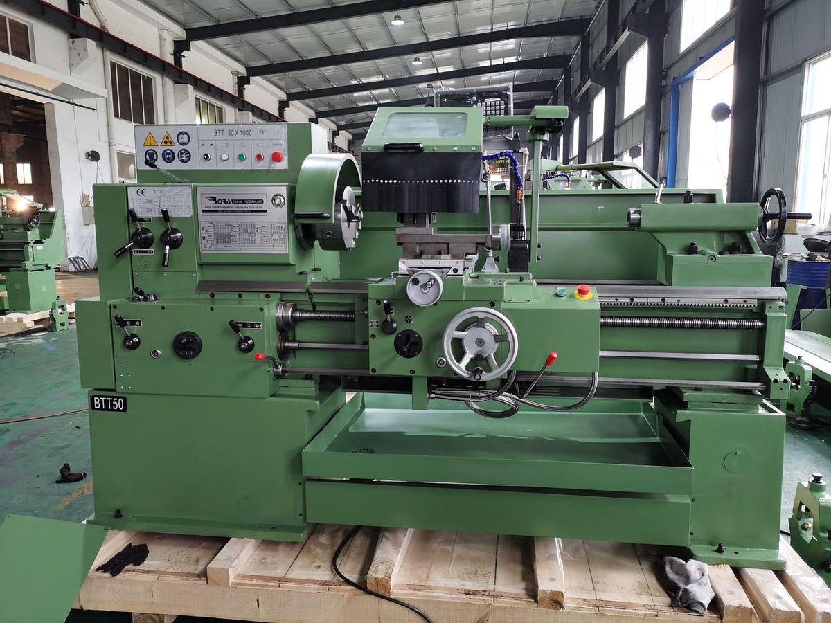 Used TOS SN50/C x 1000 tool headstock machine