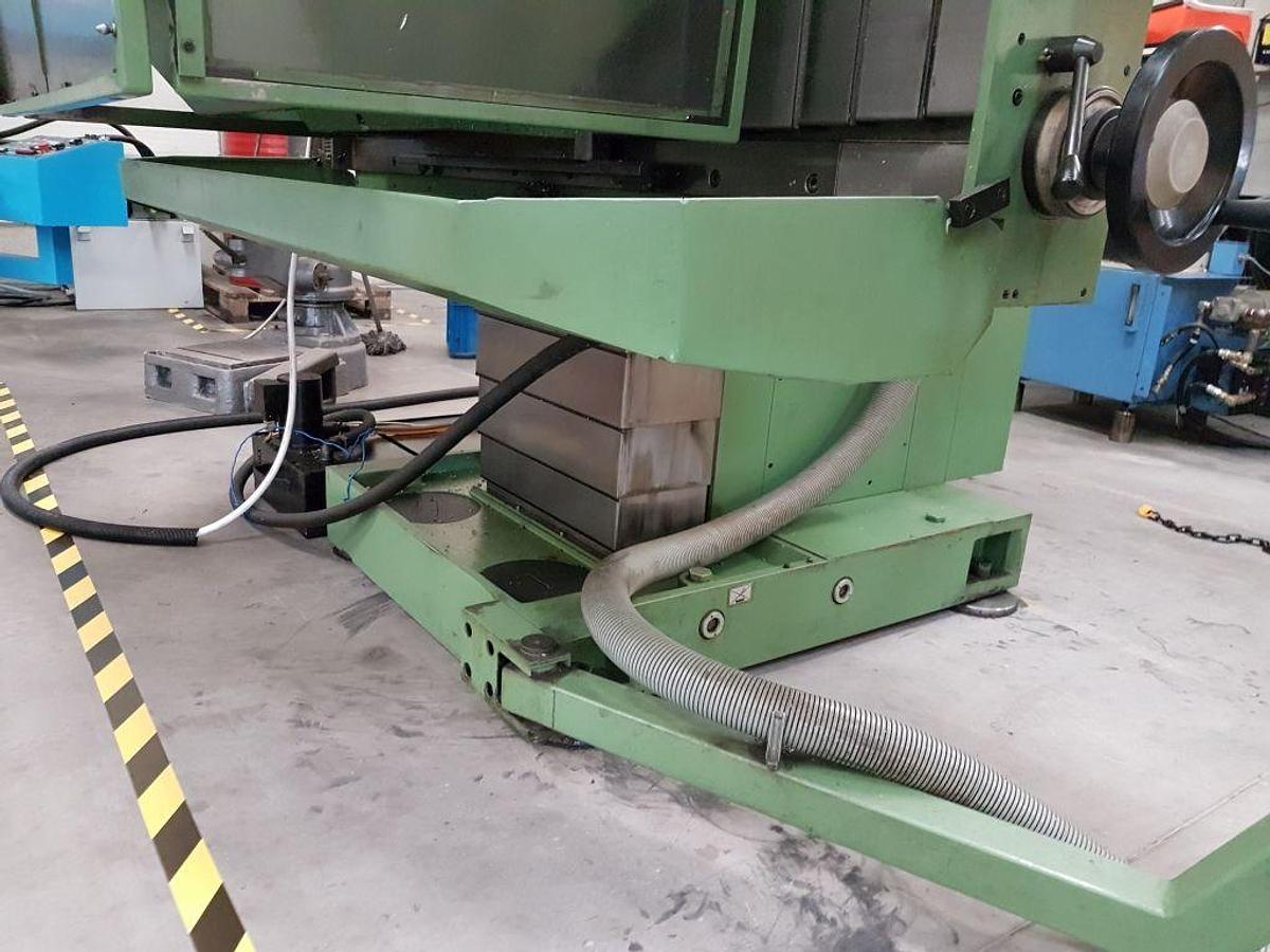 INTOS FNGP50 tool milling machine