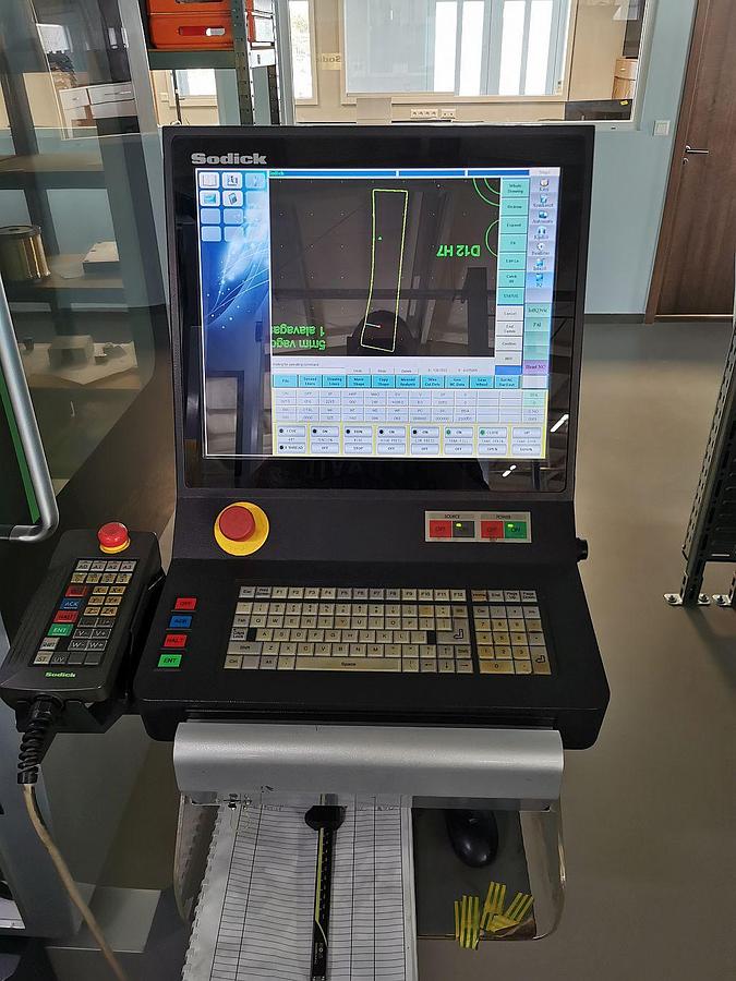 SODICK ALC600G wire spark
