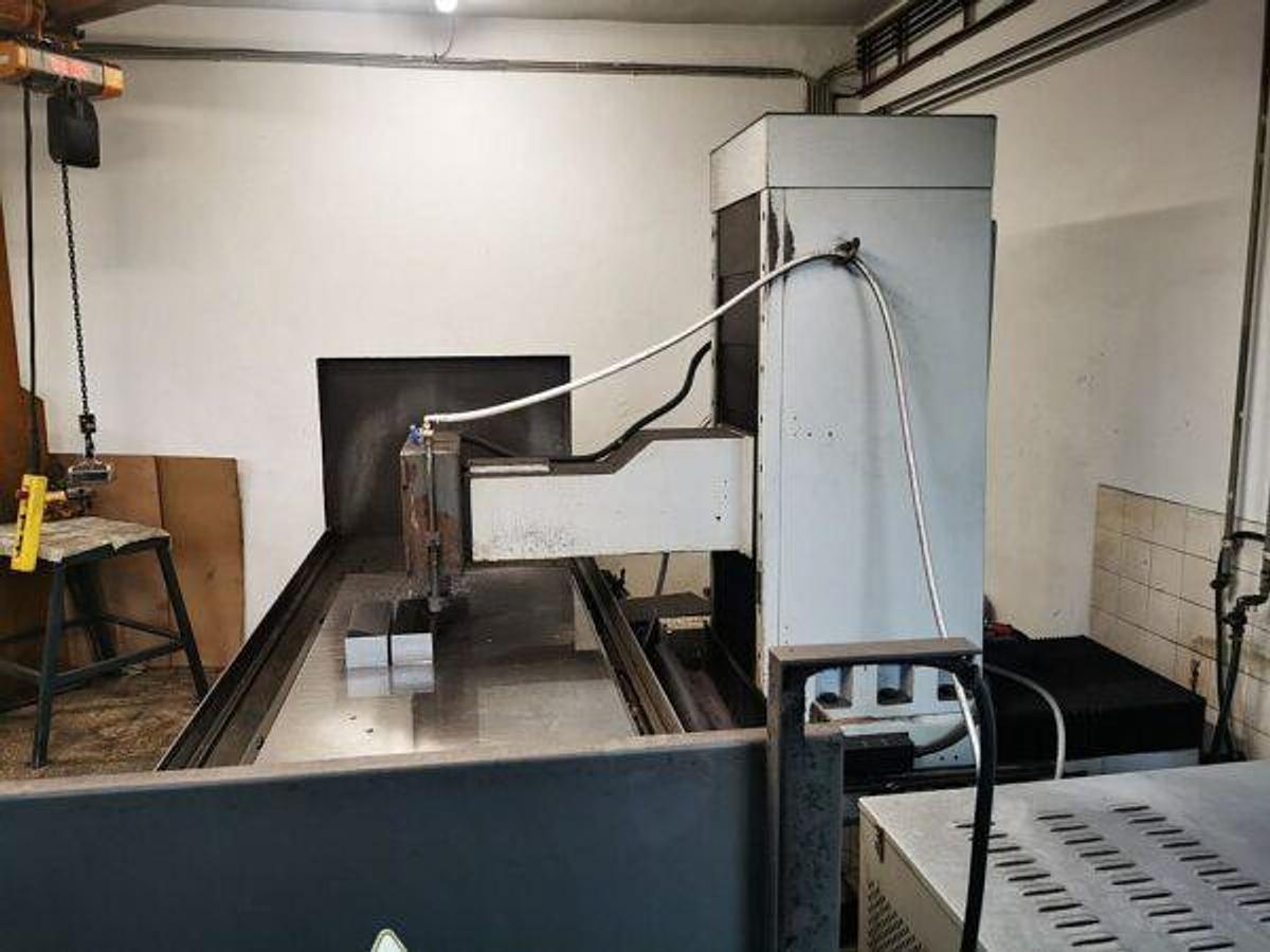 Used PERFECT PFG50150AHR surface grinder