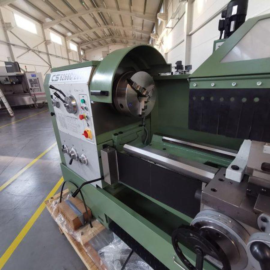Used TNM CS6266C x 2000 center lathe
