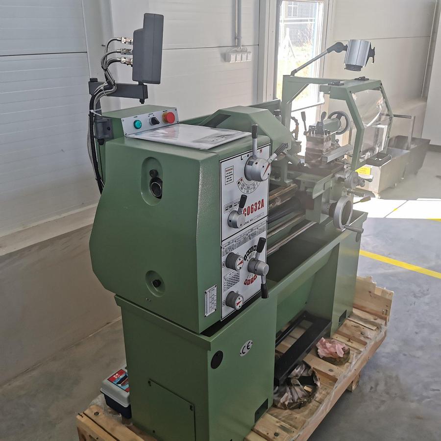 TNM C0632/500 center lathe