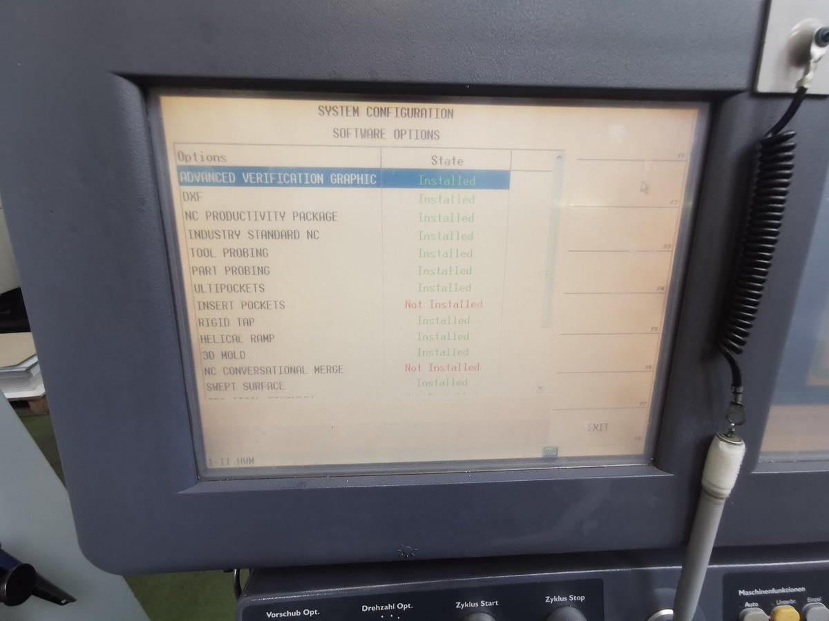 HURCO VMX30 machining center