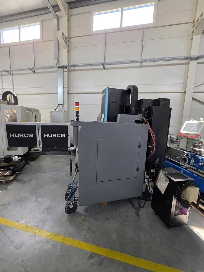 HURCO VM10i machining center