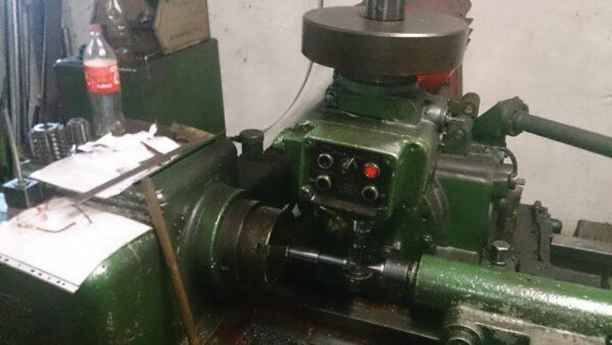 Used Three gear hobbing machines for sale