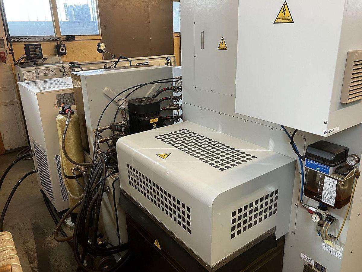 CHMER AS422 wire spark eroder